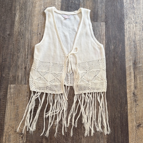 Boho White Western Style Crochet Fringe Knit Vest Junior’s Cream Size Small - Picture 3 of 10